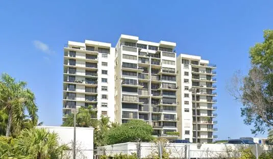 Venetian Isle Condominium — in real life