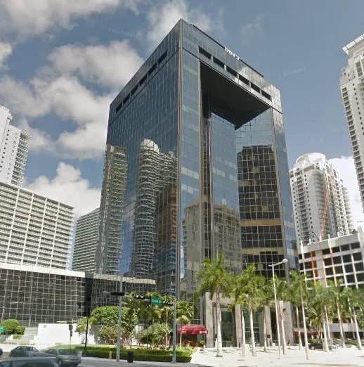 Lombank, Tequesta — in real life
