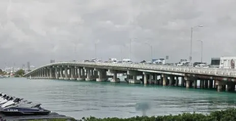 MacArthur Causeway Bridge — in real life