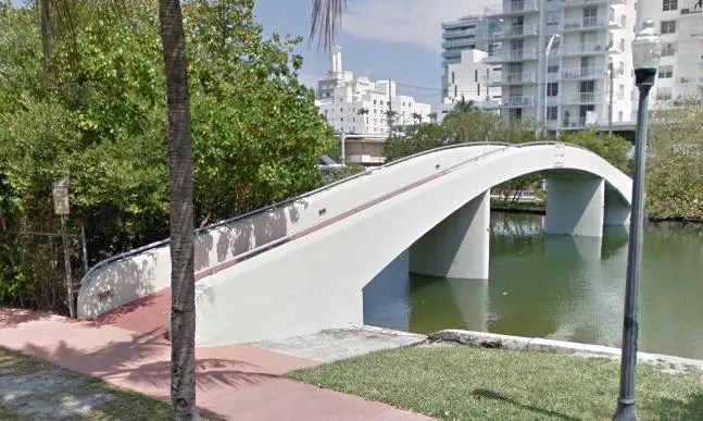 Pedestrian Bridge — in real life